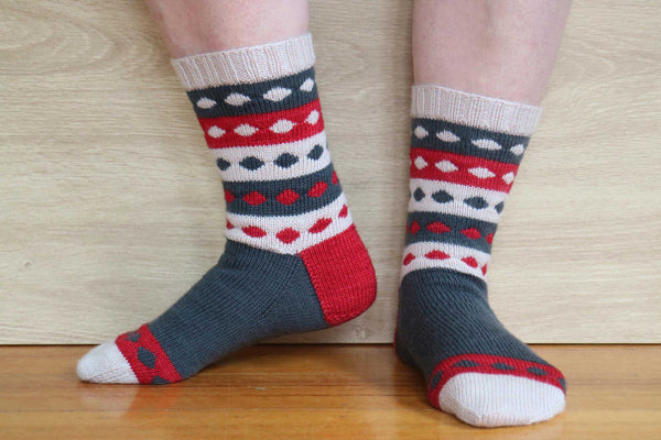 4057 Dotty Colourwork Socks (e-pattern)