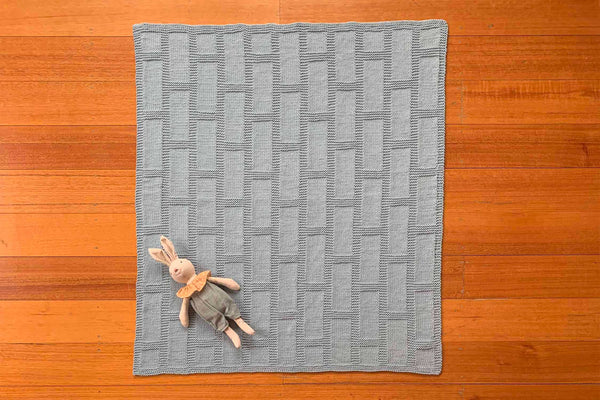 31865 Latticework Baby Blanket (Leaflet)