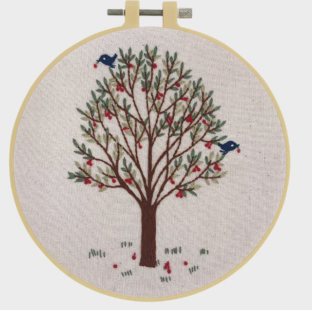 Embroidery Kit Birds in Tree